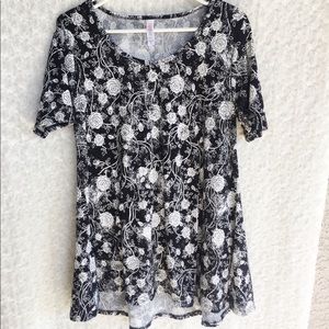 Lularoe perfect T!!